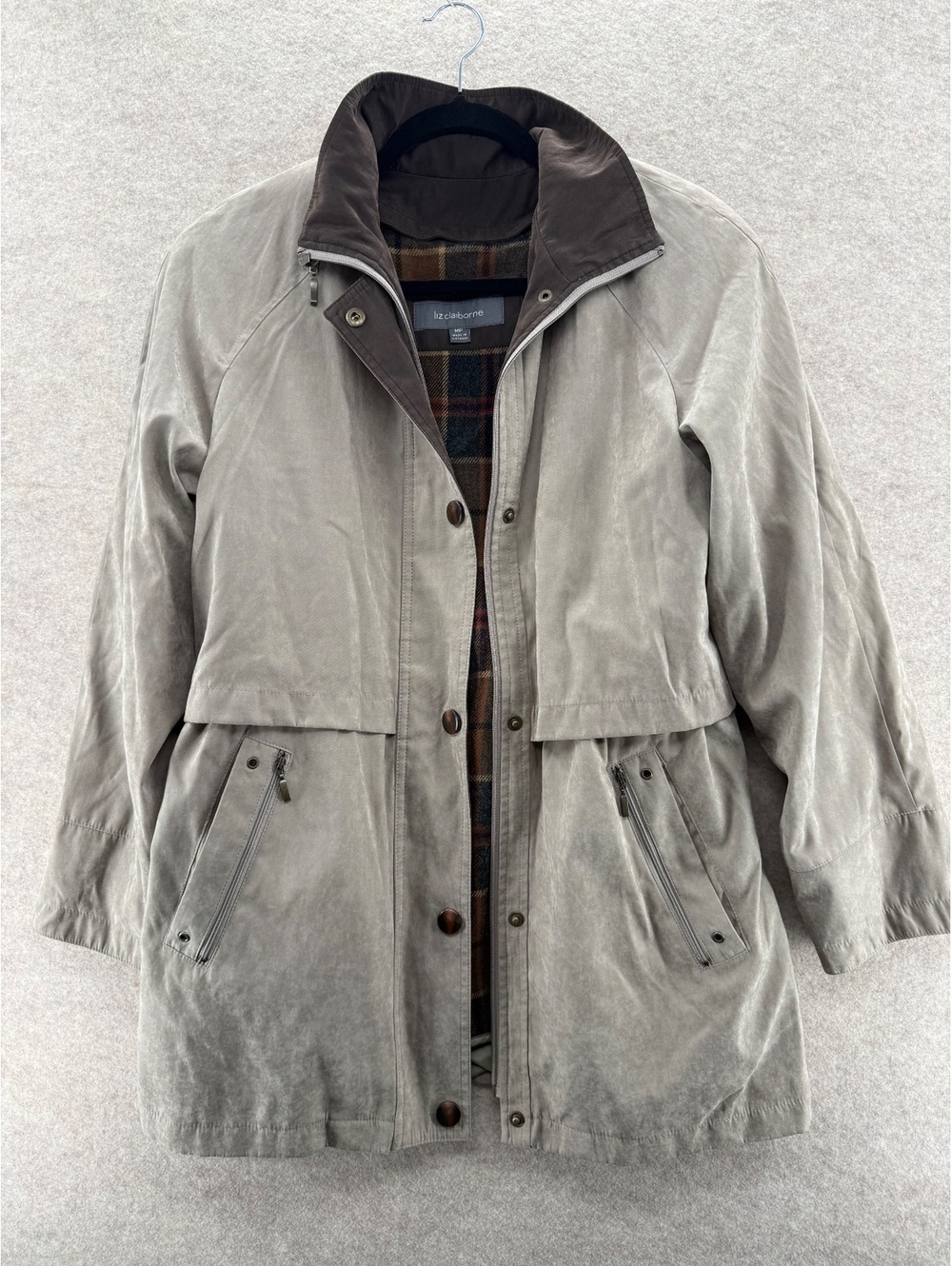 Liz Claiborne Women’s Gray Utility Jacket Plaid Lined Zip Snap Coat Medium P
